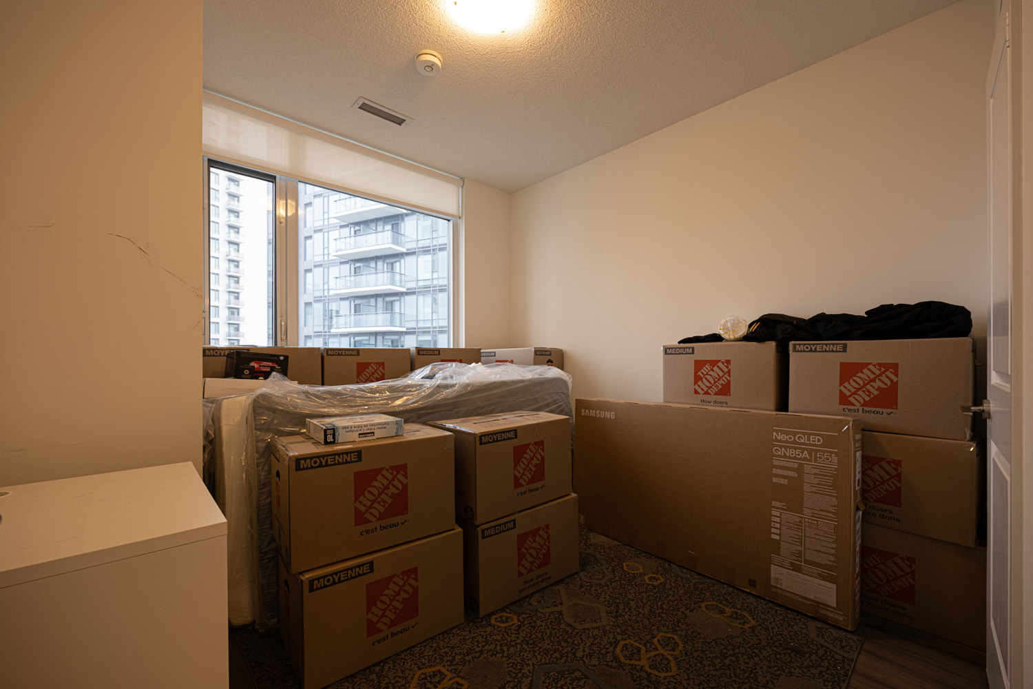 Toronto-Virtual-staging-declutter-photography